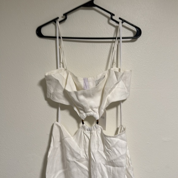 Rumer the Label Avalon Ring Maxi Linen Dress in White - Picture 3 of 10